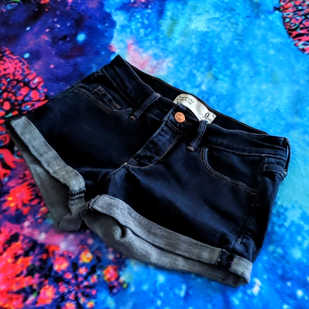 Abercrombie & Fitch Low Rise Shorts